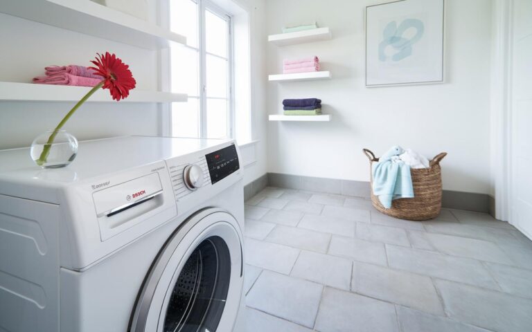 Vous vous demandez pourquoi vos vêtements ne sont jamais vraiment propres ? Voici la vraie raison